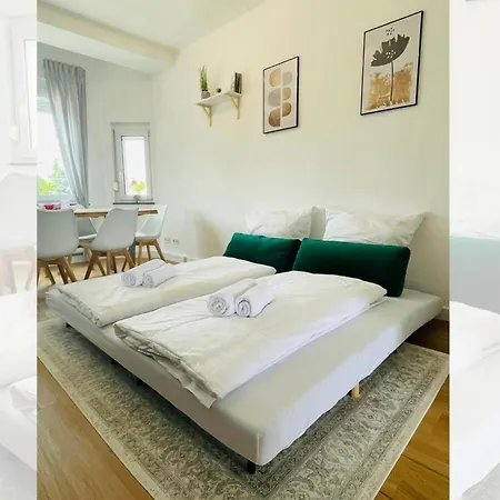 Peter Apartments - Wohnung 90Qm, 3 Schlafzimmer, Kueche, Wohnzimmer, Balkon, Netflix Fulda Exterior foto