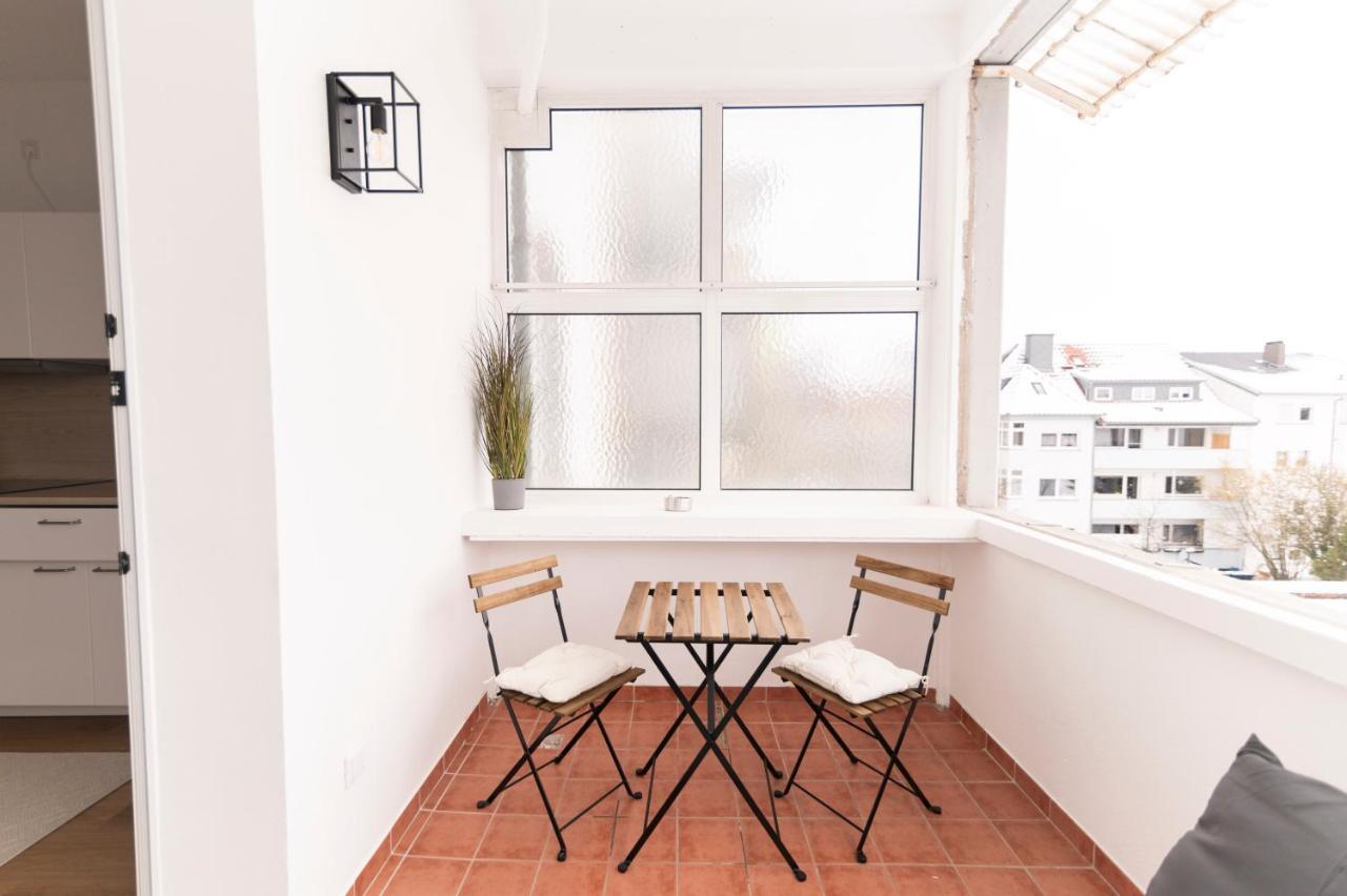 Peter - 90qm, 3 Schlafzimmer, Kueche, Wohnzimmer, Balkon, Netflix Apartment Fulda